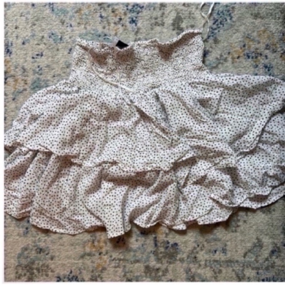 Princess Polly polka dot flowy mini skirt - Picture 3 of 3
